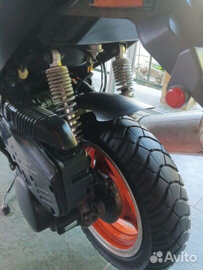 Скутер150 кубов