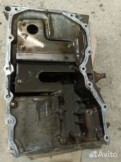 Поддон двигателя Ford Mondeo 3 2.0 cjba
