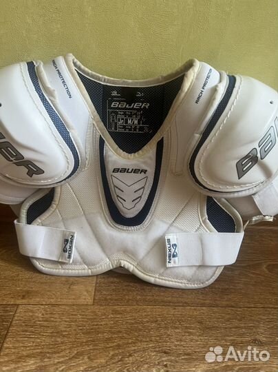 Нагрудник хоккейный