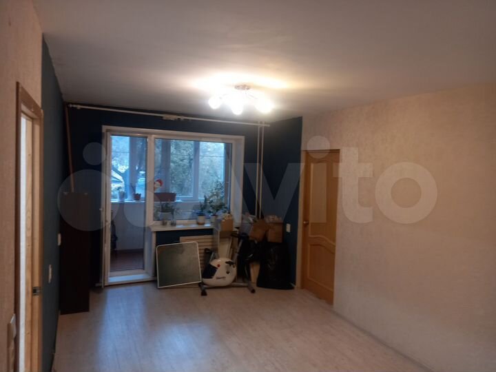 3-к. квартира, 53 м², 3/9 эт.