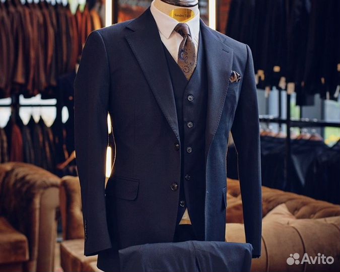 Костюм тройка мужской синий в наличии