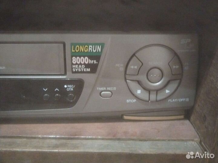 Видеомагнитофон