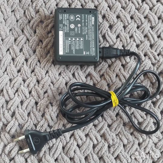 Зарядное устройство MH-23 nikon