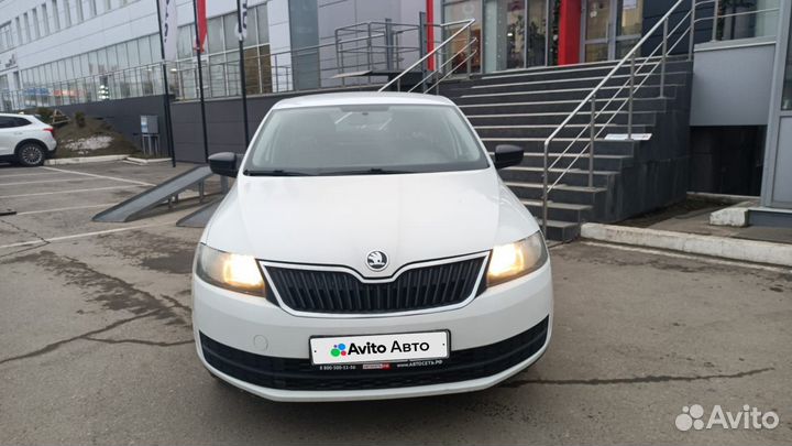 Skoda Rapid 1.6 МТ, 2018, 123 922 км