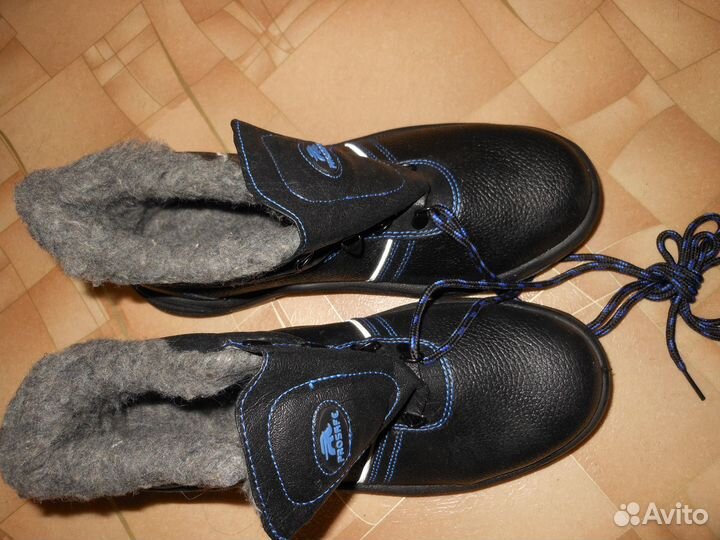 Рабочие зимние ботинки 43