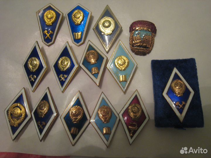 Знаки об окончание вузов