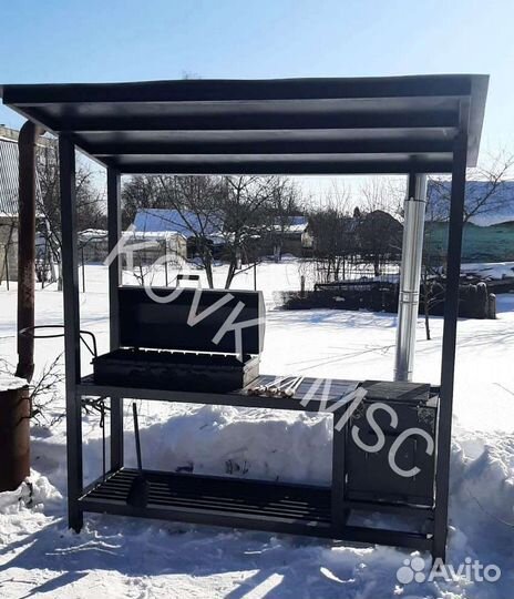 Мангал с крышей