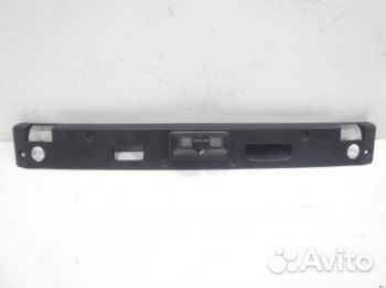 Обшивка крышки багажника