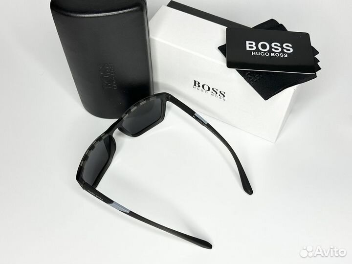 Очки hugo boss