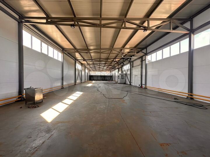 Склад, 790 м²