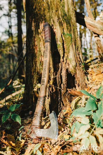 Кованый топор исторический скандинавский