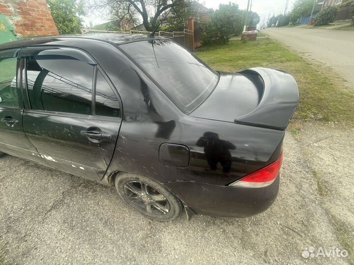 Mitsubishi Lancer 1.6 МТ, 2005, битый, 288 377 км
