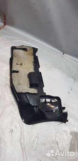 Обшивка под торпедо правая Bmw 3 E46