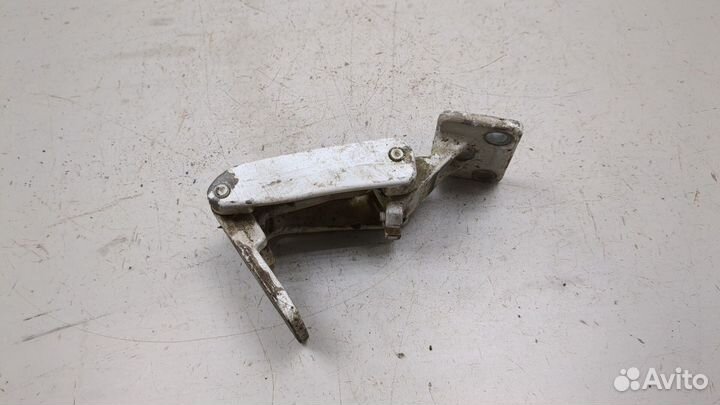 Петля двери левая задняя Mercedes Sprinter