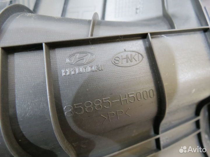 Накладка порога задняя правая Hyundai Solaris 2