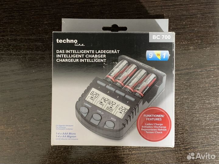 Зарядное устройство Technoline BC-700 Германия