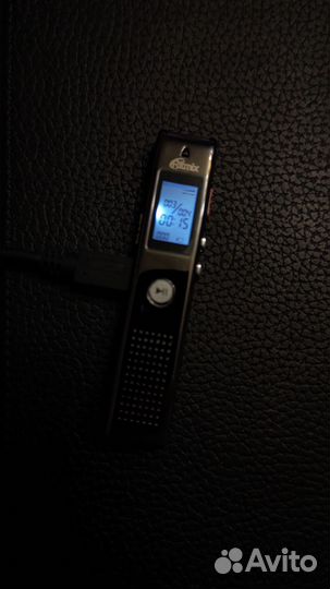 Цифровой диктофон Ritmix RR-100 4Gb (новый)