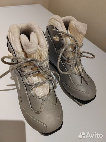 Лыжные ботинки женские/детские rossignol x1