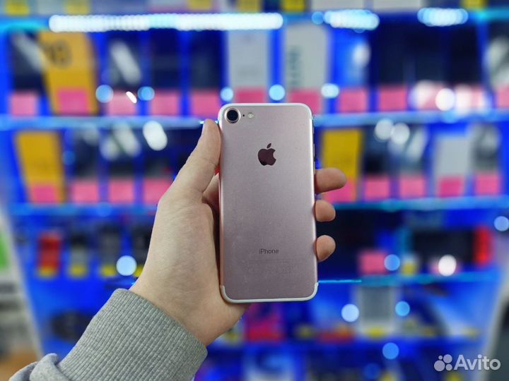 iPhone 7, 32 ГБ