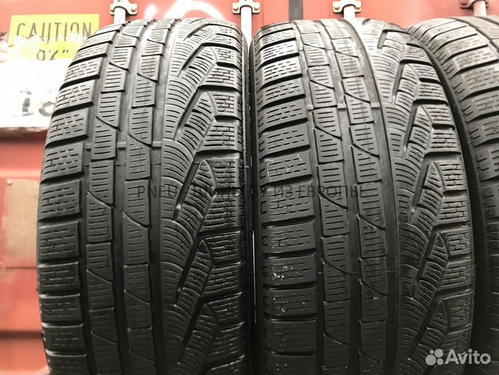 Pirelli Winter Sottozero 210 Serie II 235/55 R18 104H