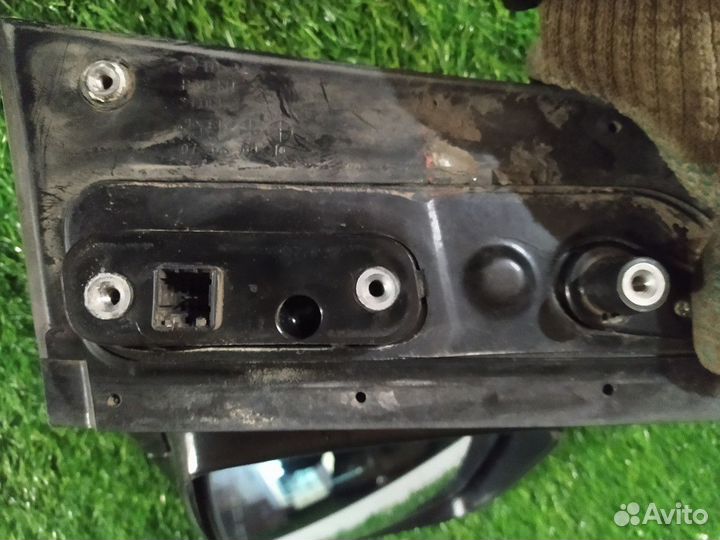 Зеркало Hyundai Grand Starex TQ