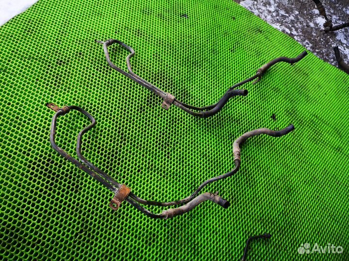 Трубка гура на Hyundai Sonata IV (EF) 2001-2012