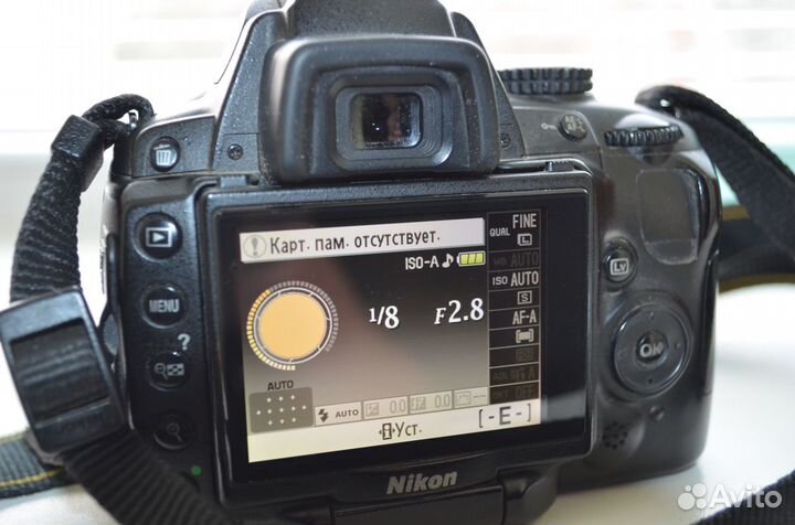 Nikon д5000