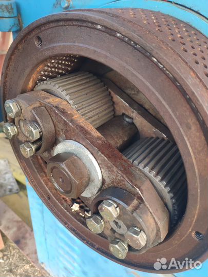 Пресс-гранулятор для комбикорма дг-0,9