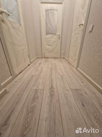 Установка плинтусов