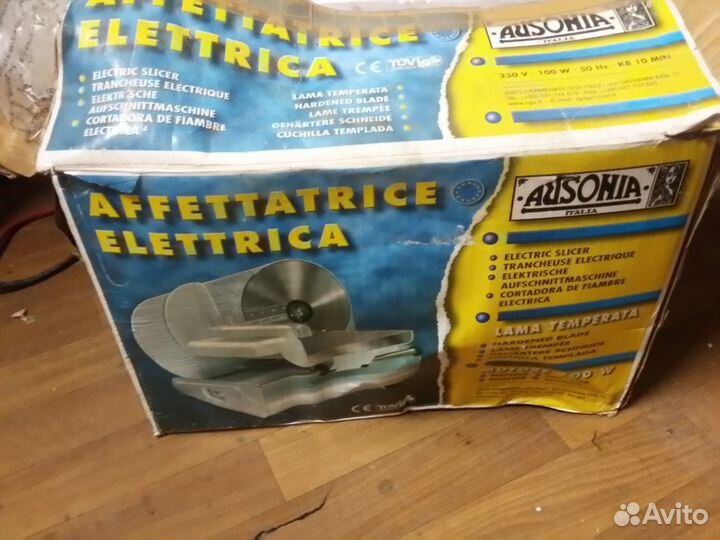 Слайсер Ausonia Италия