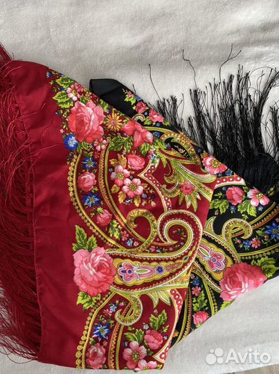 Шарфы платки палантины