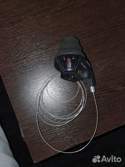 Манетки shimano