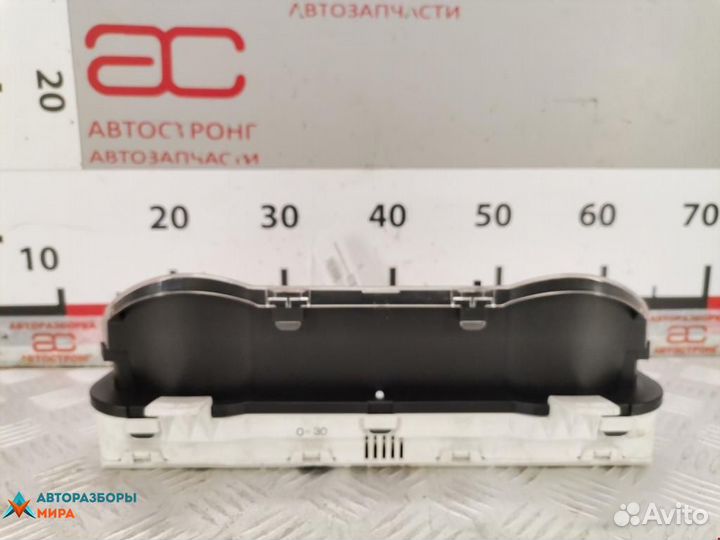 Щиток приборов (приборная панель) Subaru Impreza