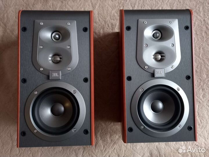 Акустические колонки JBL ES-20