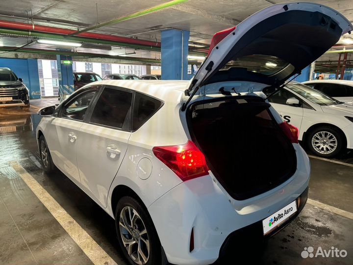 Toyota Auris 1.6 CVT, 2013, 98 000 км