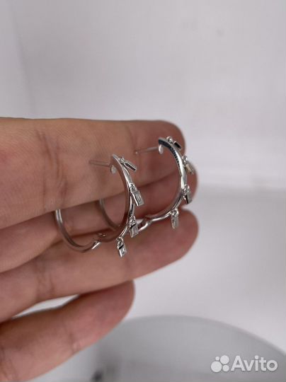 Золотые серьги с брилл. 0.28 ct