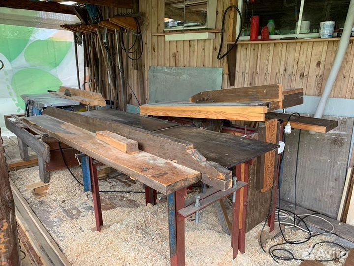 Деревообрабатывающий станок