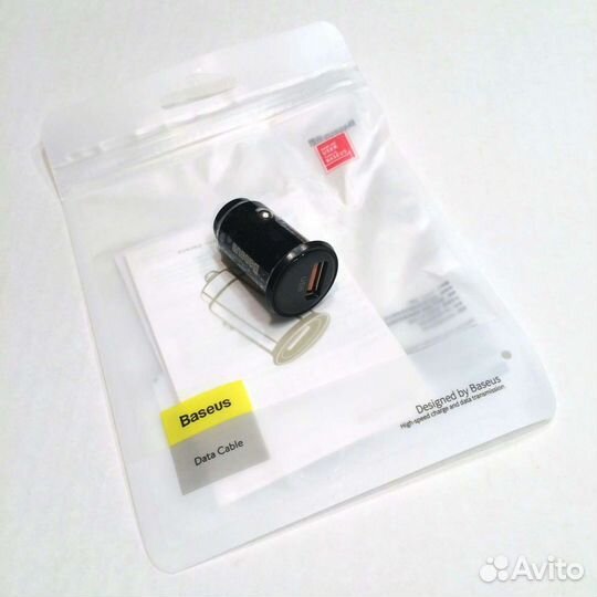 Автомобильная быстрая зарядка Baseus (новое) 18W