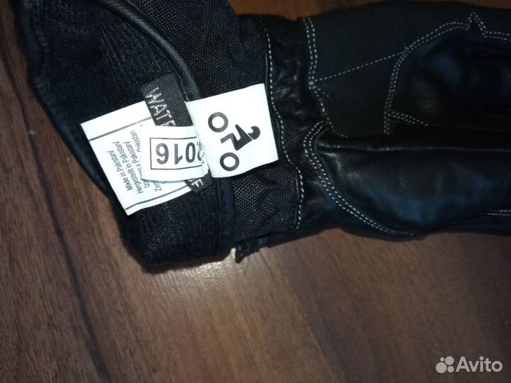 Мотоперчатки Modeka