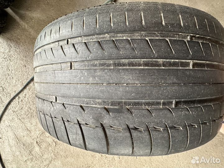 Michelin Pilot Sport 285/40 R19 103Y