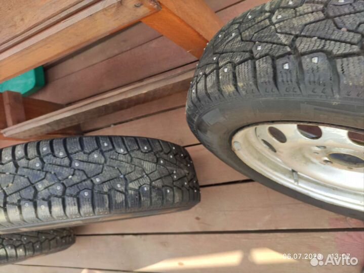 Pirelli Ice Zero 185/60 R14 82T