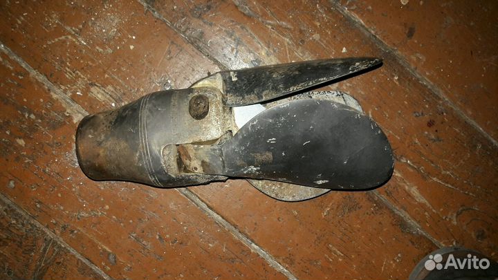 Винт гребной flexofold