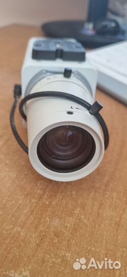 Камера видеонаблюдения JVC VN-H37U