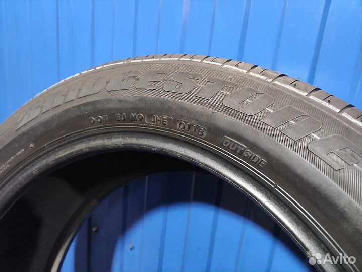 Bridgestone Dueler H/L 33A 235/55 R20