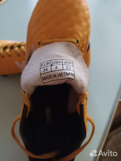 Детские футбольные бутсы 34 размер