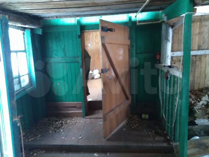 Дом 38 м² на участке 5 сот.