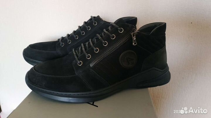 Полуботинки Abricot новые натур.кожа р.43