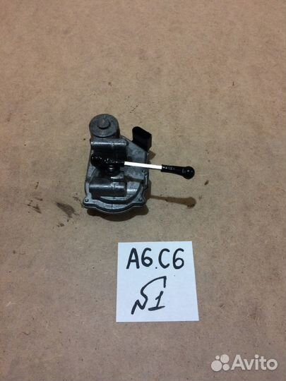 Регулятор воздушной заслонки Audi A6 C6
