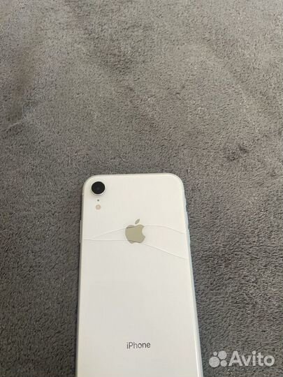 iPhone Xr, 64 ГБ