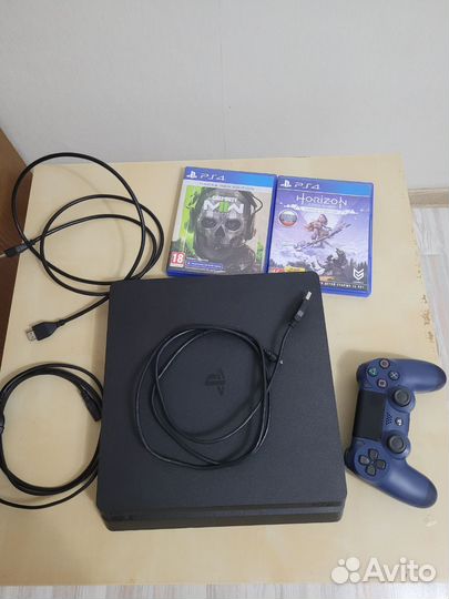 Sony PS4 slim 1tb